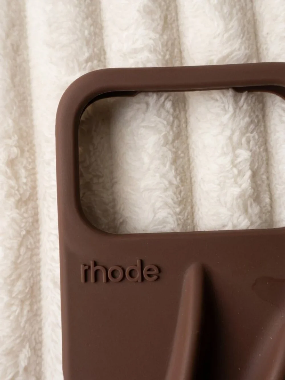 RHODE Lip Case for iPhone 17 Pro Espresso 2026 iPhone 17 pro Case